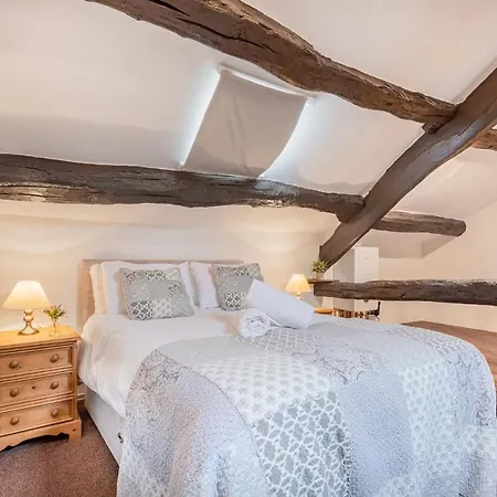 2, Old Mews Tatil Evi *